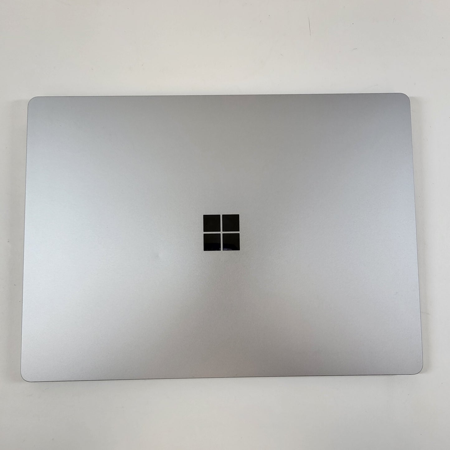 Microsoft Surface Laptop 4 1950 i5-1145G7 2.6GHz 8GB RAM 256GB SSD READ