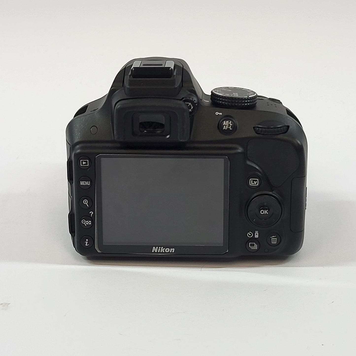 Nikon D3300 24.2MP Digital SLR DSLR Camera 4,298 Shutter Count