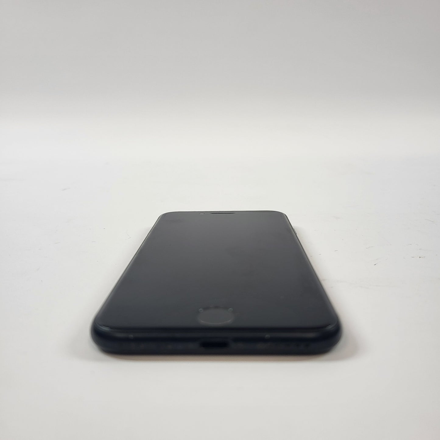 Factory Unlocked Apple iPhone SE 3rd Gen 64GB Black MMX53LL/A