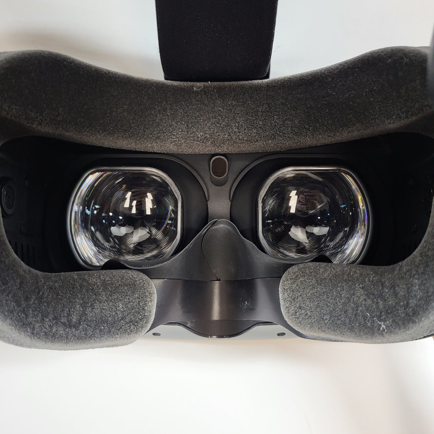 HTC Vive Pro 2 Virtual Reality Headset 99HASW001-00