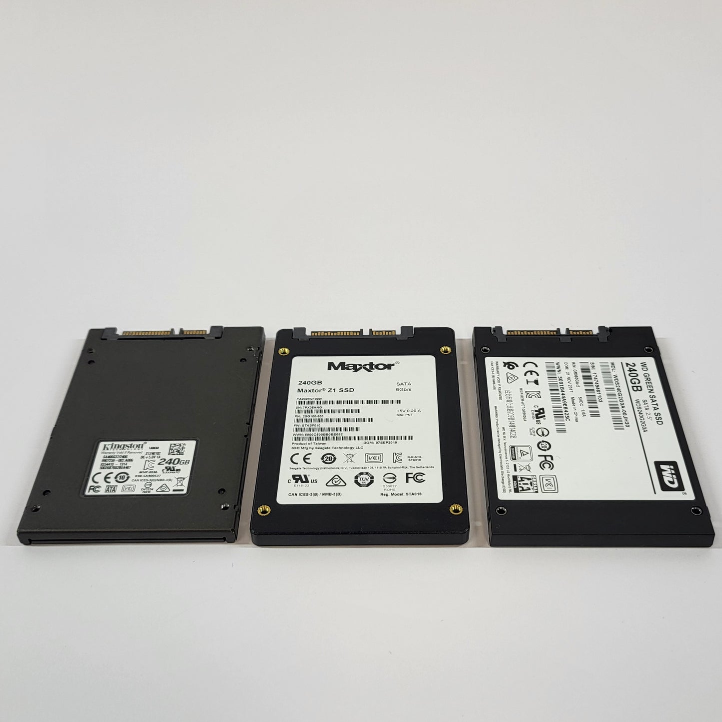 LOT Of 3 2.5" 240GB SATA III 6Gbps SSD WD Green Kingston MAXOR Z1
