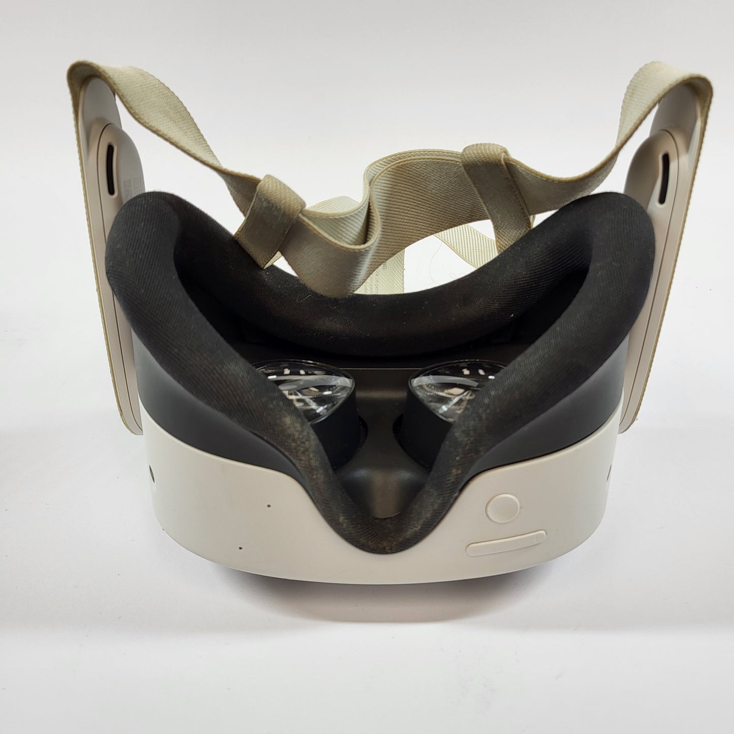 Meta Quest 3S 128GB Standalone All-in-One VR Headset P97