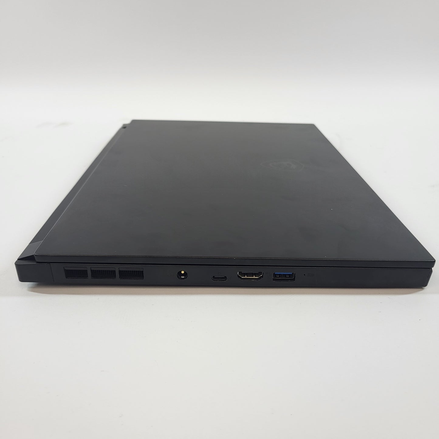 MSI Stealth GS66 11UE 15.6" i7-11800H 2.3GHz 16GB RAM 1TB SSD GeForce RTX 3060