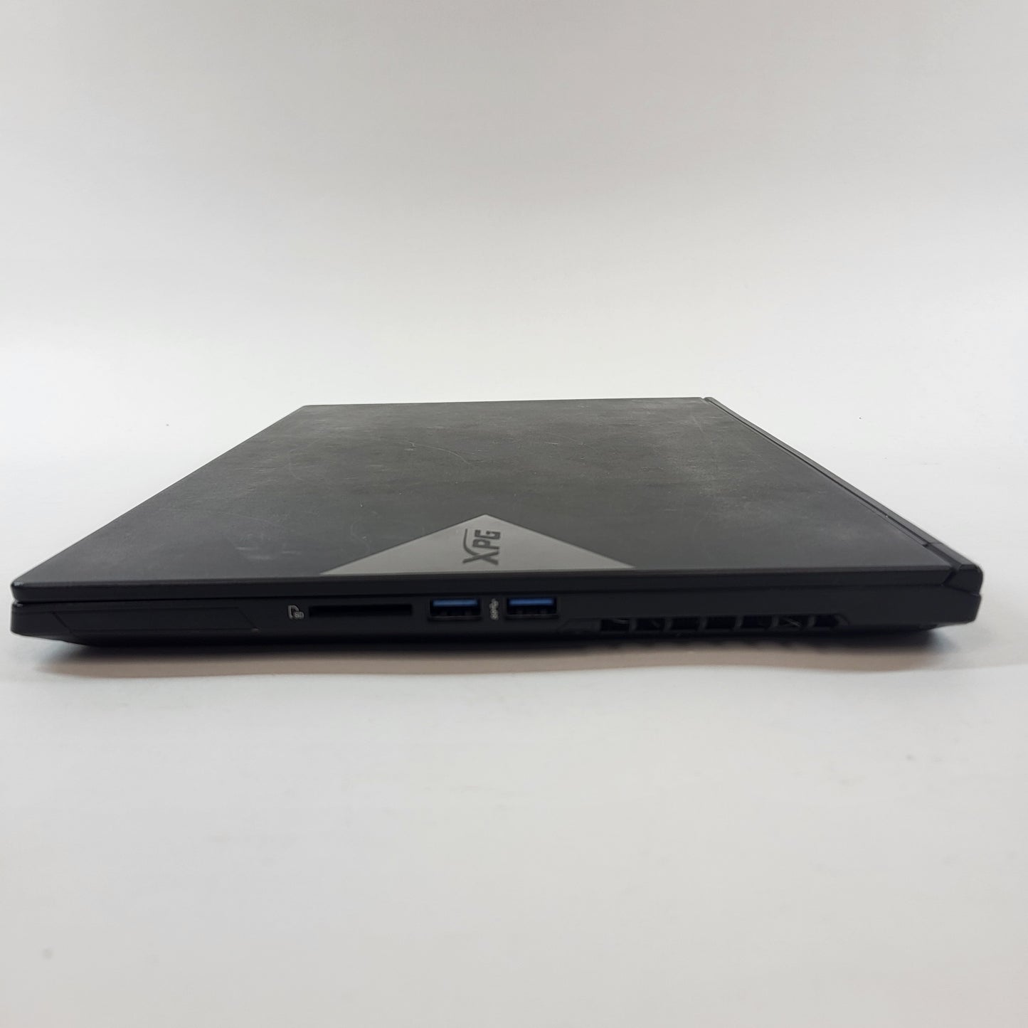 adata XENIA 15 14.1" i7-9750H 2.6GHz 32GB RAM 1TB SSD GeForce GTX 1660 Ti