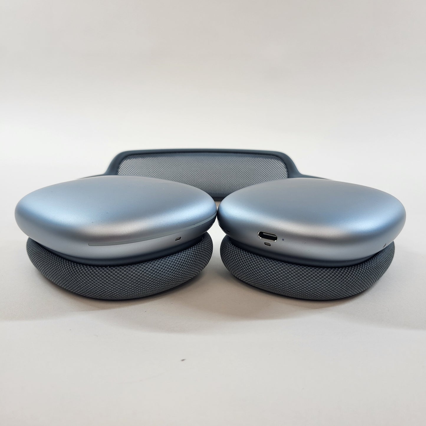 Apple AirPods Max Wireless Over-Ear Headphones Blue MWW63AM/A