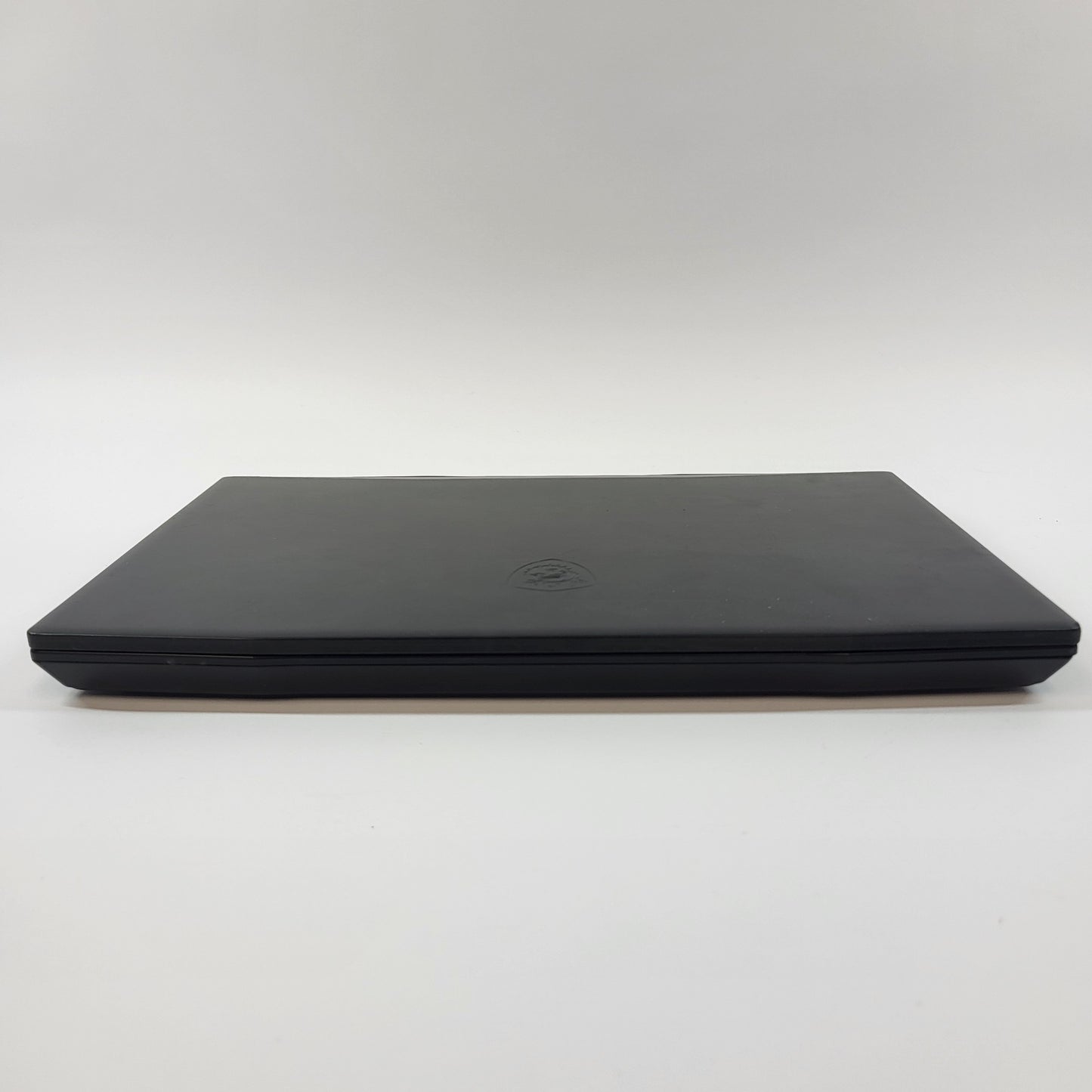 MSI Katana GF66 11UD 15.6" i7-11800H 2.3GHz 16GBRAM 512GBSSD GeForce RTX 3050 Ti