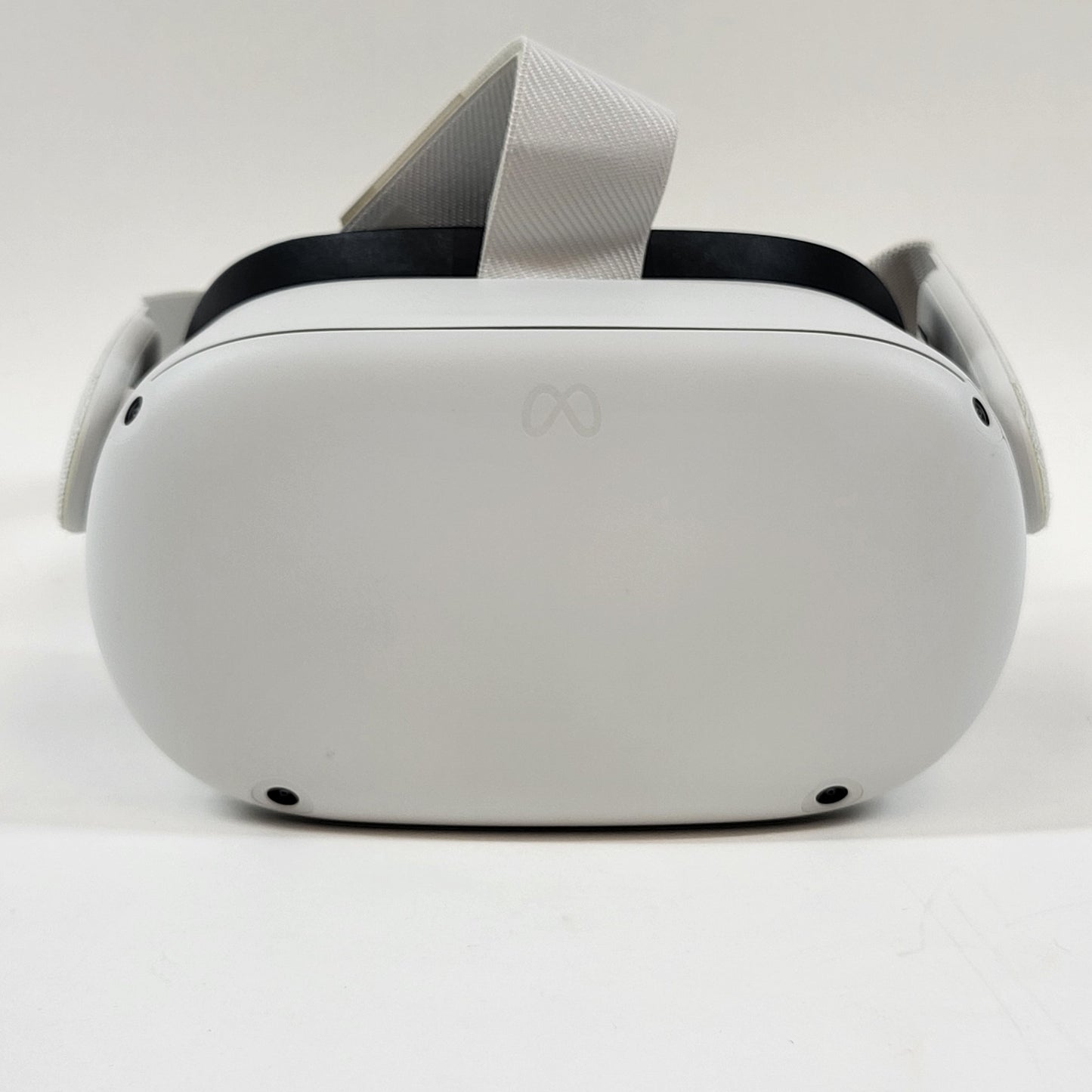 Meta Quest 2 128GB Standalone All-in-One VR Headset KW49CM
