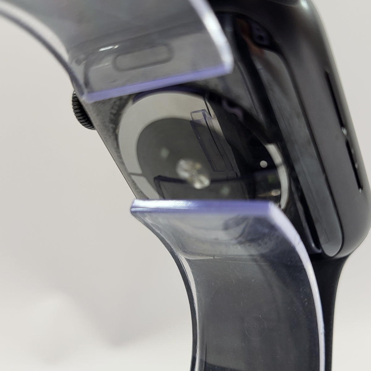 GPS Only Apple Watch Series 5 40MM Space Gray Aluminum Black Sport Band A2092