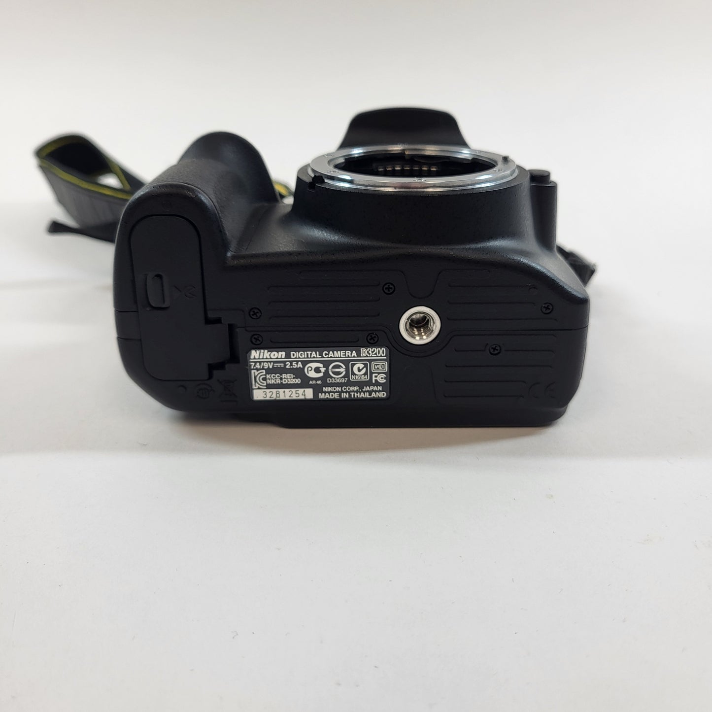 Nikon D3200 24MP Digital SLR DSLR Camera 2472 Shutter Count READ