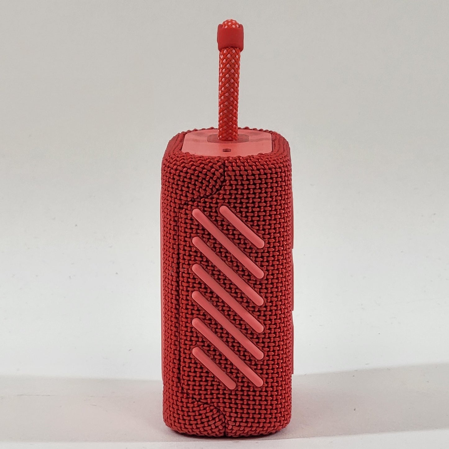 JBL Go 3 Portable Wireless Bluetooth Speaker Red  JBLGO3REDAM