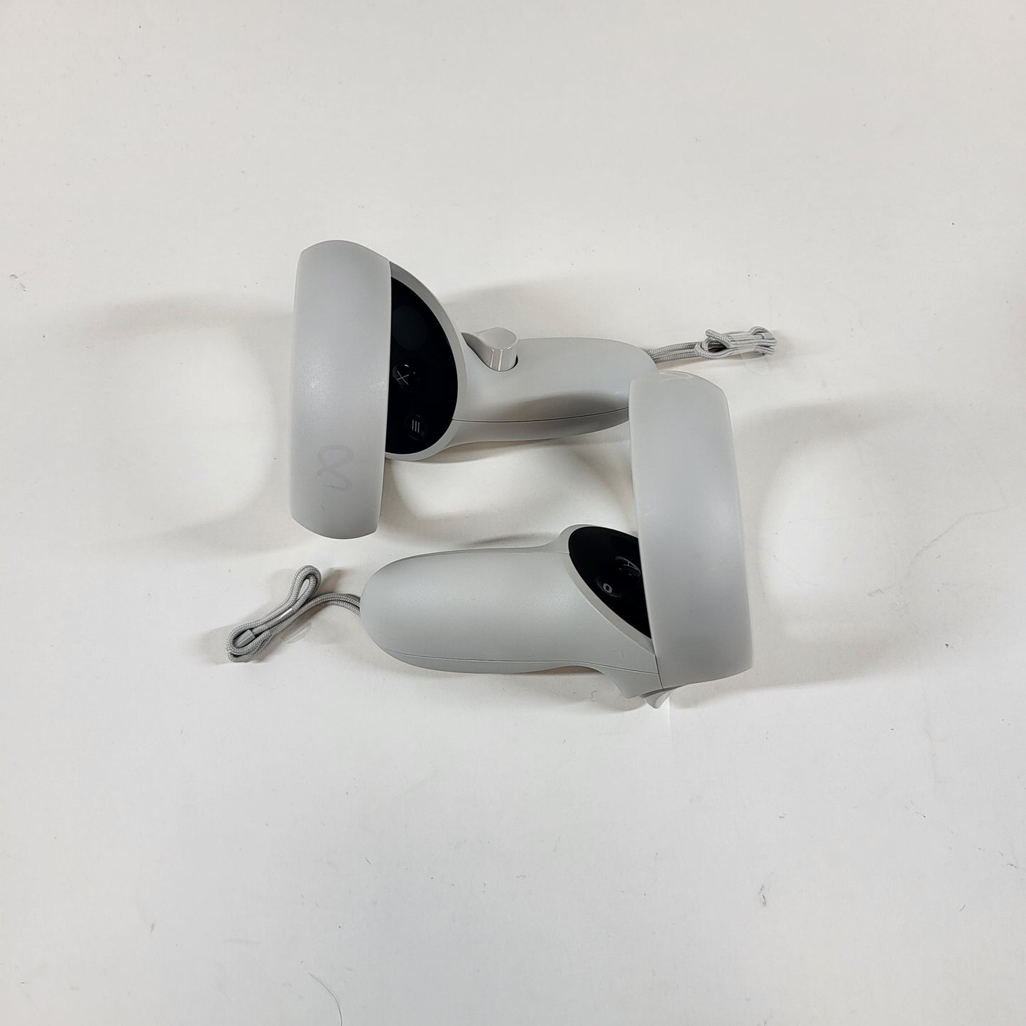 Meta Quest 2 128GB Standalone All-in-One VR Headset KW49CM