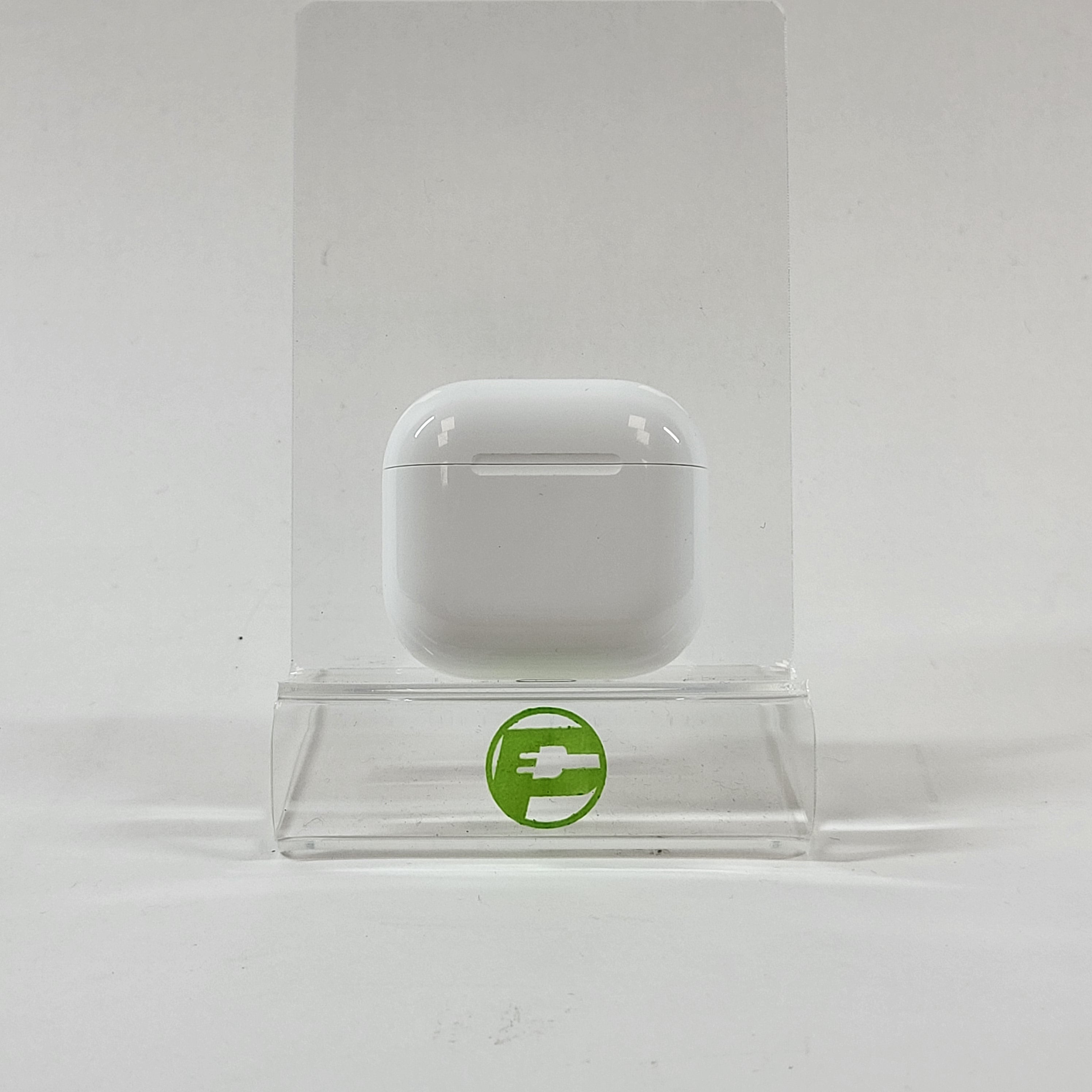 Shop for Used Apple AirPods at Low Prices – PayMore Milford