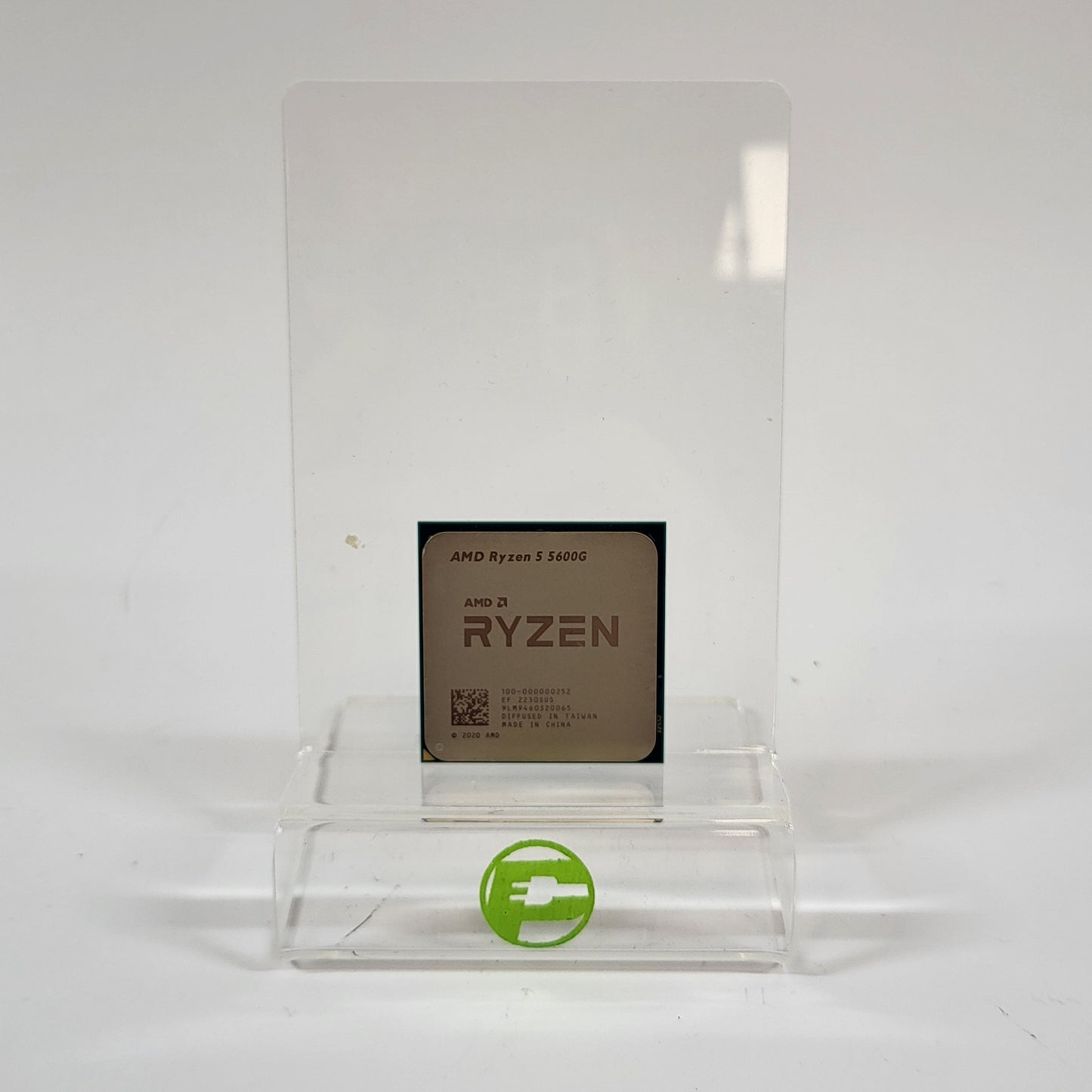 AMD Ryzen 5 5600G 3.90GHz 6 Core 100-000000252 12 Thread AM4