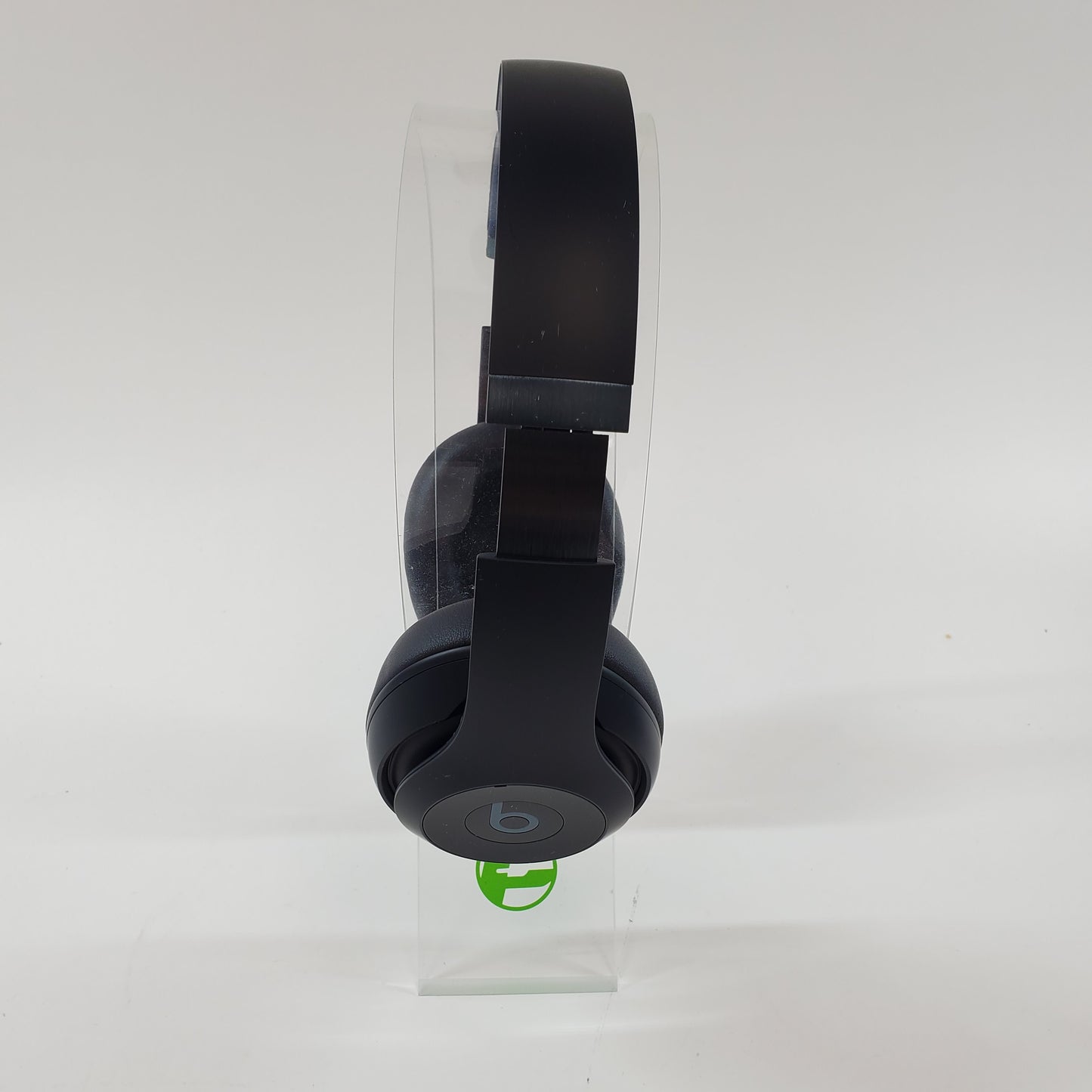 Beats Studio Pro Wireless Over-Ear Bluetooth Headphones Dark Blue MQTR3LL/A