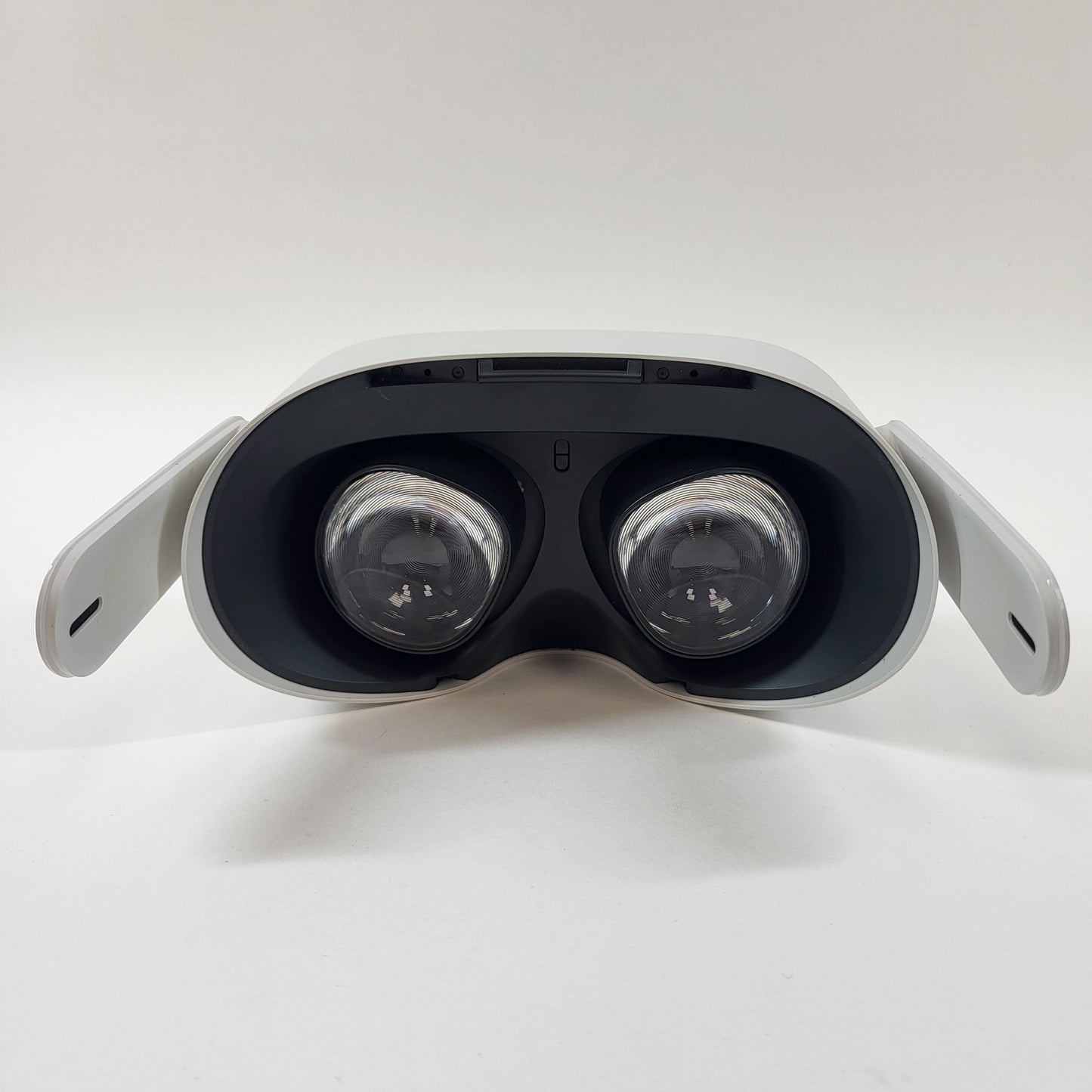 Meta Quest 2 128GB Standalone All-in-One VR Headset KW49CM Headset Only