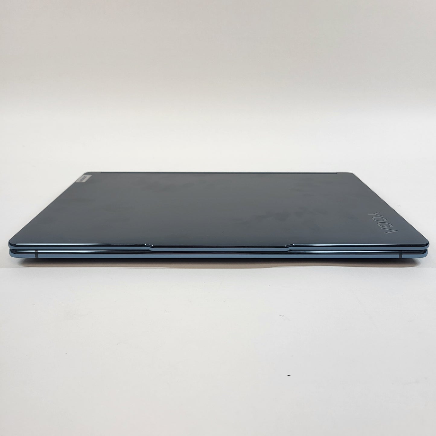 Lenovo Yoga Book 9i 13IMU9 13.3" Core Ultra 7 155U 1.7GHz 16GB RAM 1TB SSD