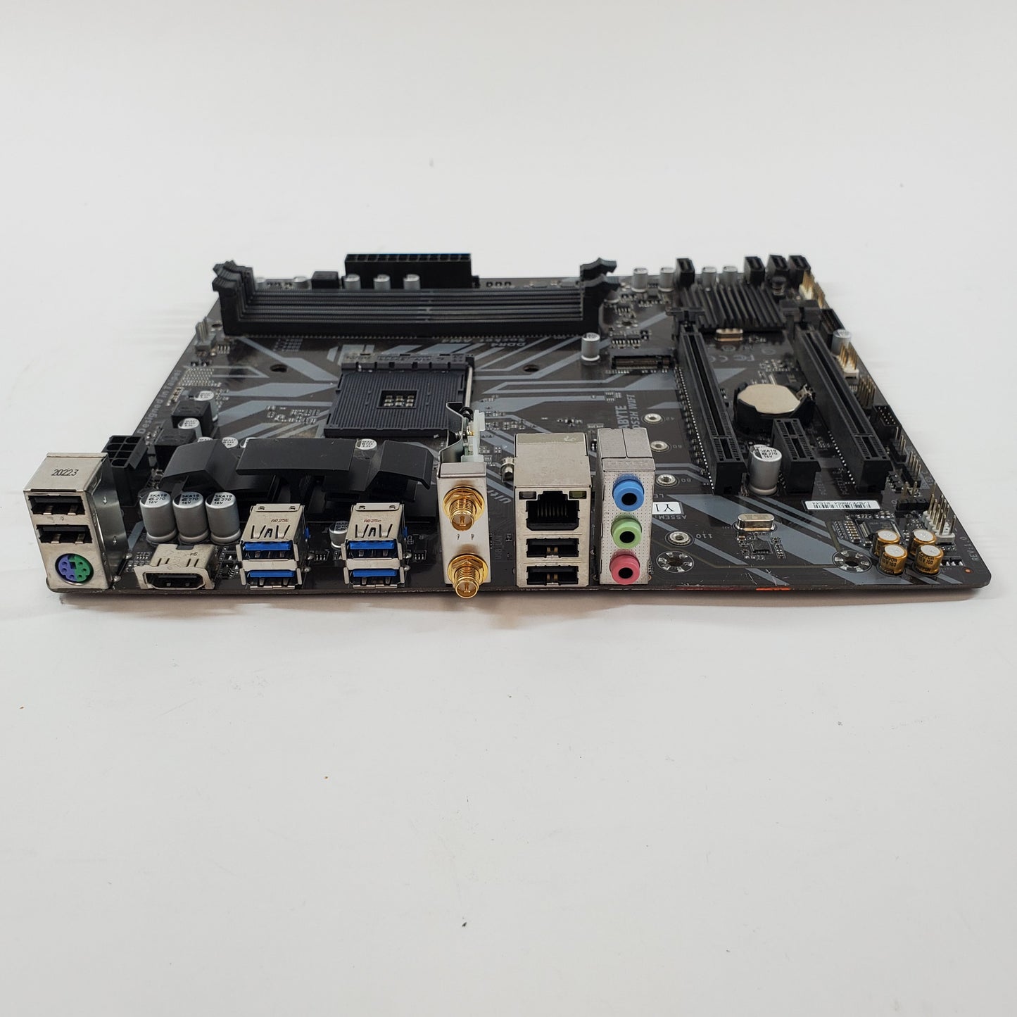 Gigabyte B450M DS3H AM4 mATX