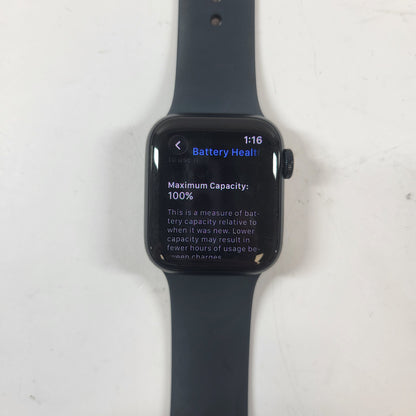 Unlocked Apple Watch SE 2nd Gen 40MM Midnight Aluminum Black Sport Band 
