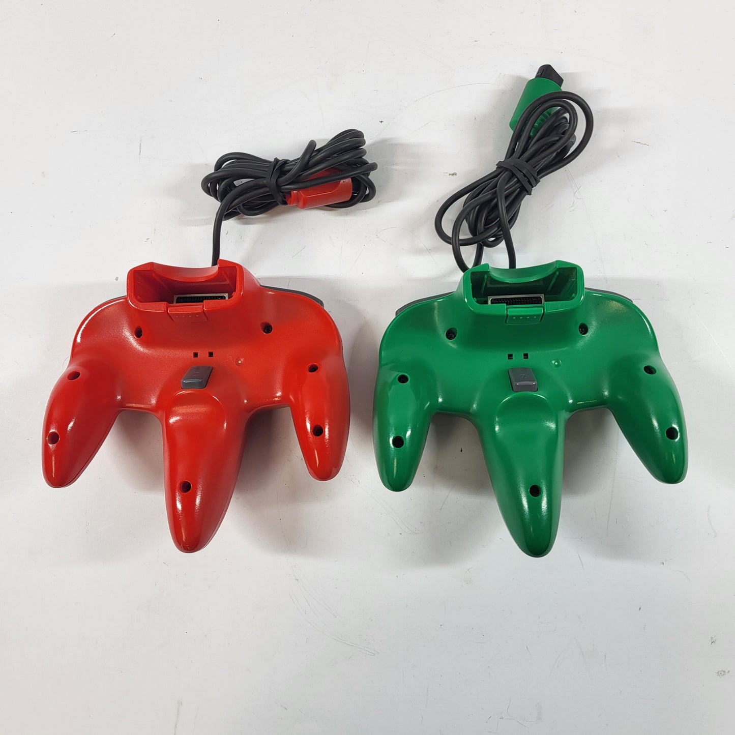 Used Lot of 2 Nintendo  64 N64 Wired Controllers