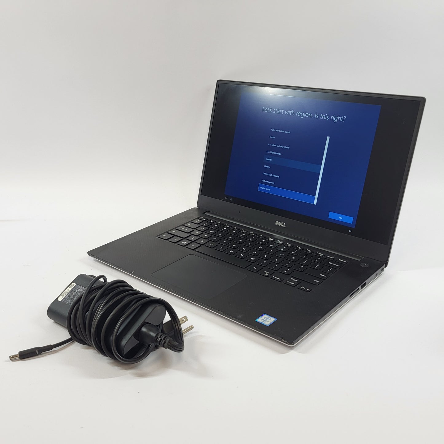 Dell XPS 9550 15.6" i7-6700HQ 2.6GHz 8GB RAM 256GB SSD GeForce GTX 960M