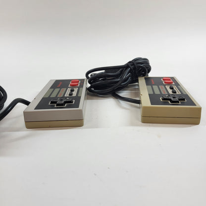 Nintendo NES Original Controller x2 NES-004 Gray