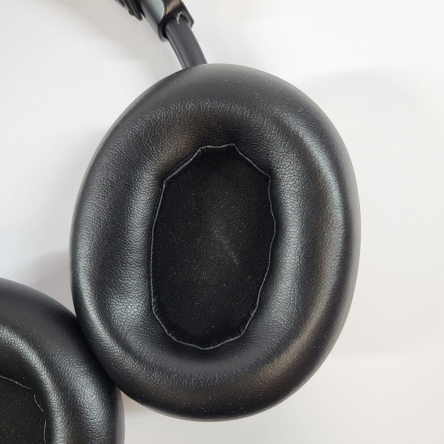 SteelSeries Arctis Nova Pro Wireless Over Ear Gaming Headset Black 61473