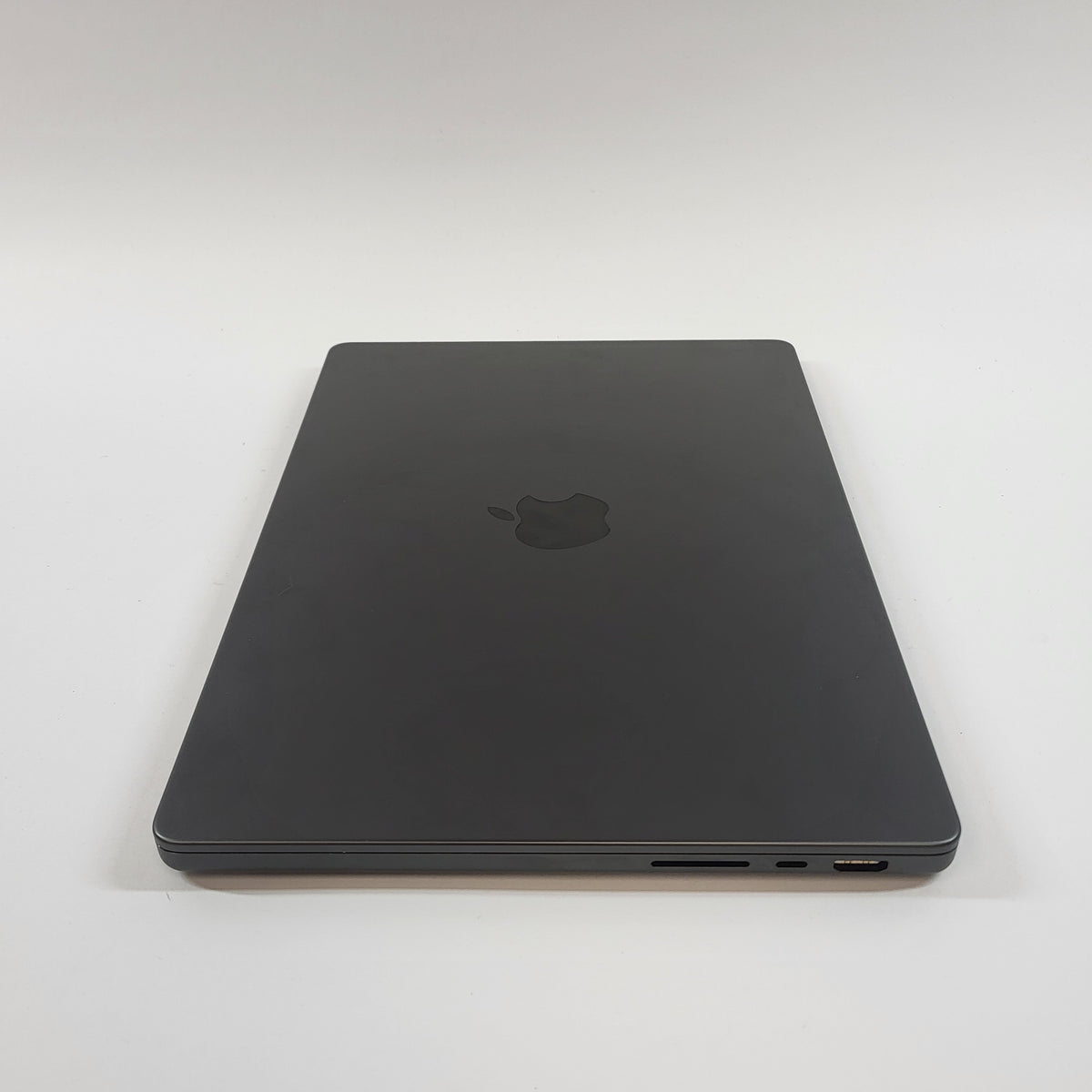 2026 Apple MacBook Pro 14" M5 10C GPU 4.6GHz 24GB RAM 1TB SSD MDE34LL/A
