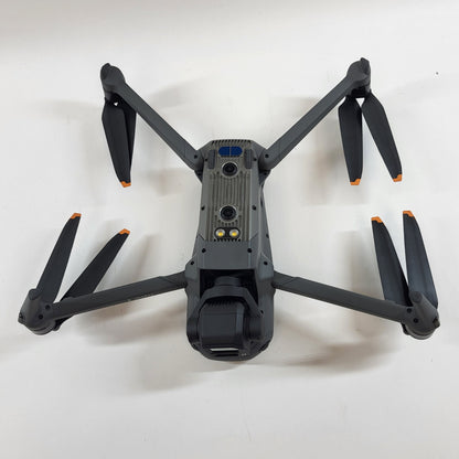 DJI Mavic 3 4K Quadcopter Camera Drone L2A Fly More Combo