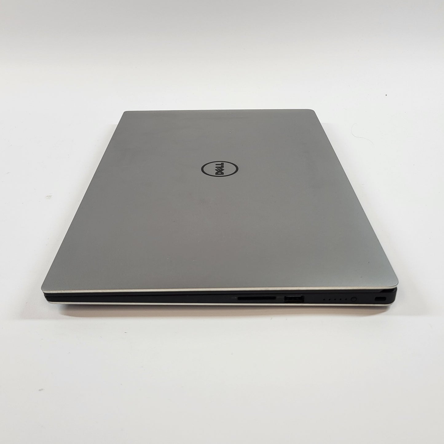 Dell XPS 9550 15.6" i7-6700HQ 2.6GHz 8GB RAM 256GB SSD GeForce GTX 960M
