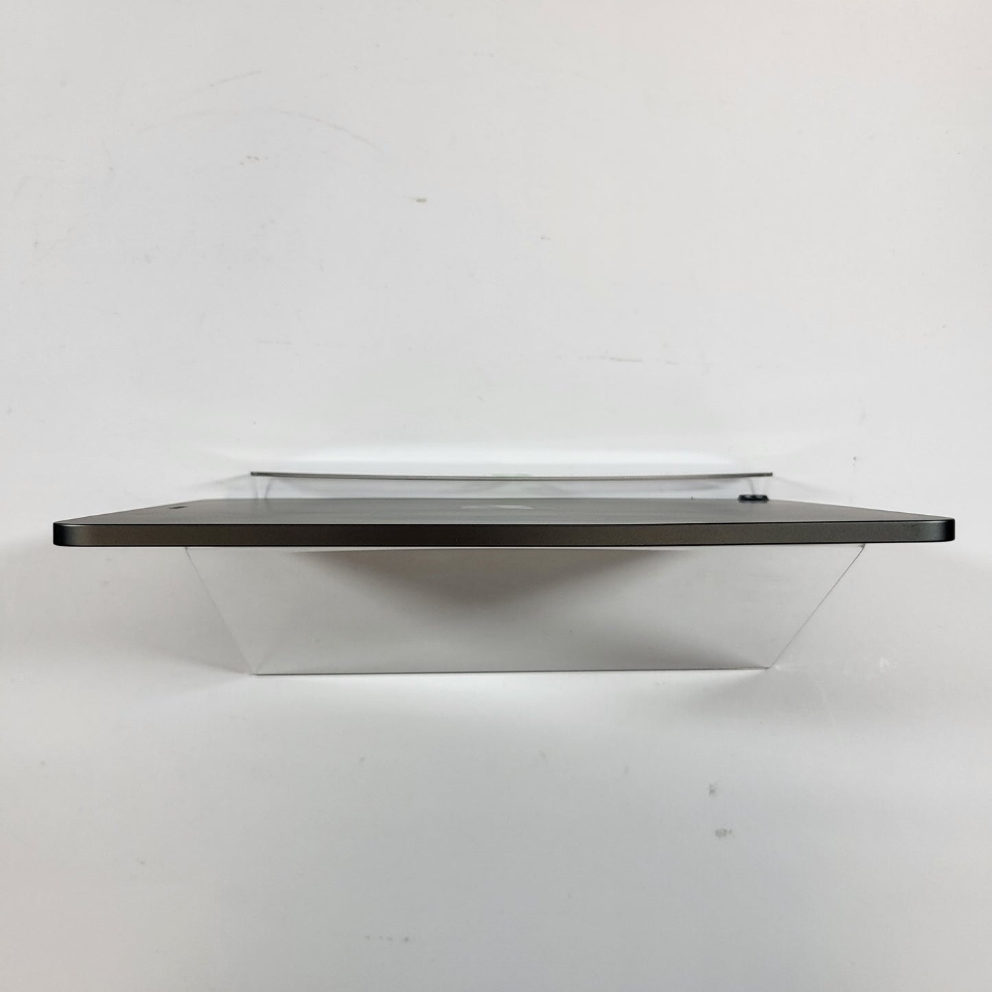WiFi Only Apple iPad Air 5th Gen 256GB Space Gray MM9L3LL/A
