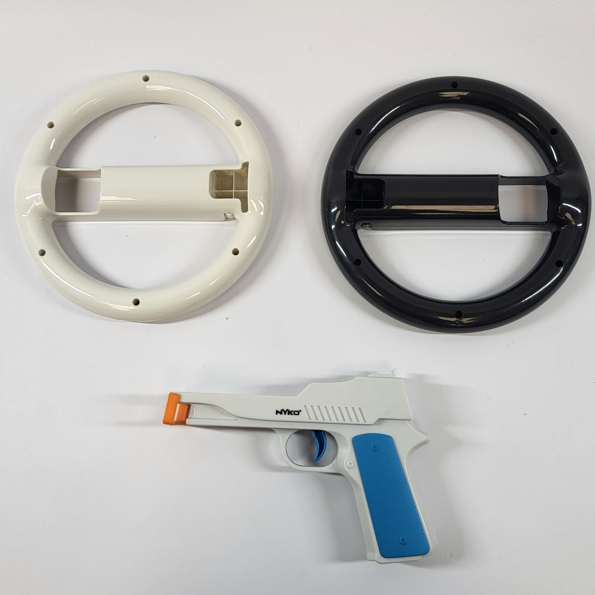 Nintendo Wii Game Accessories Black/White