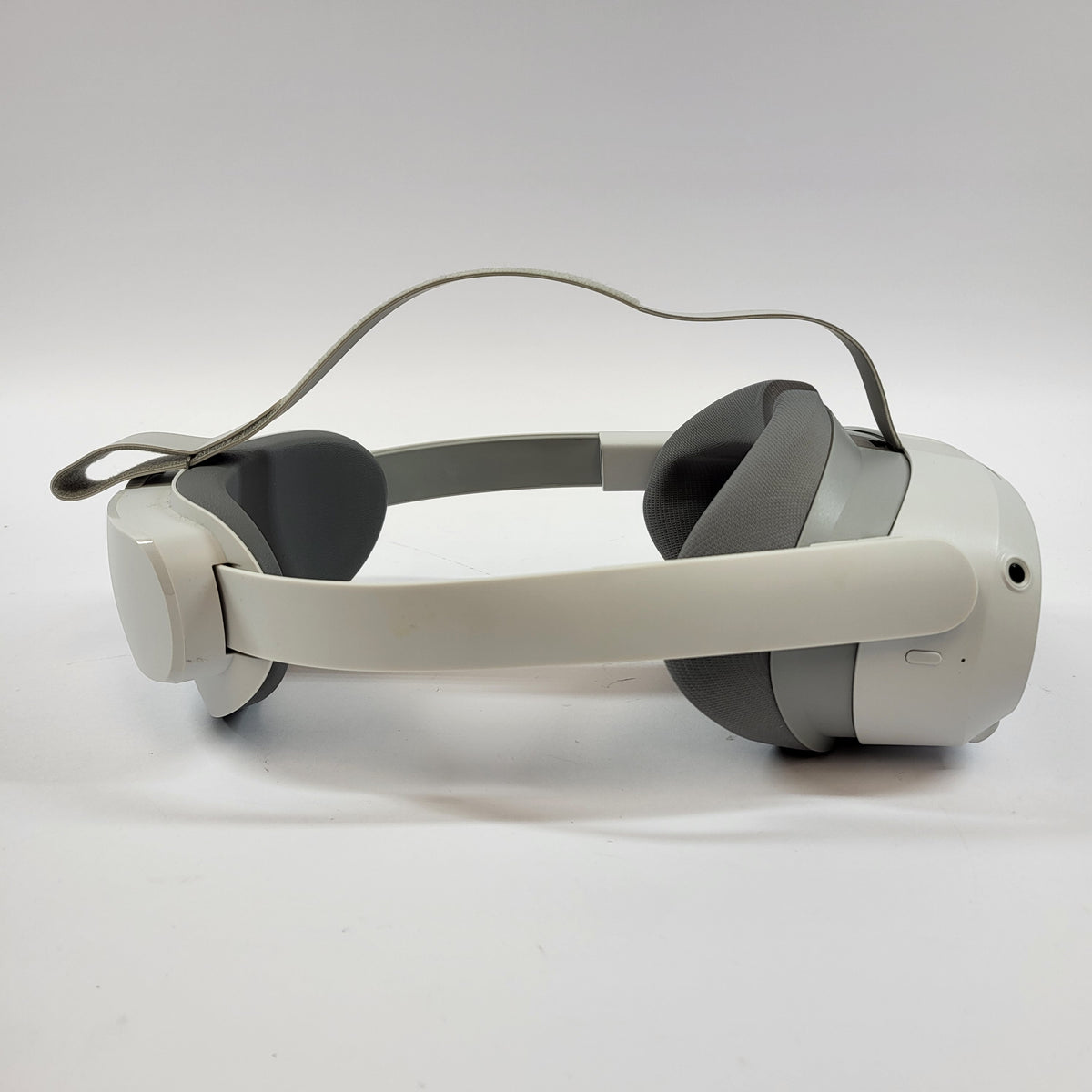 Pico 4 256GB Standalone All-in-One VR Headset A8110