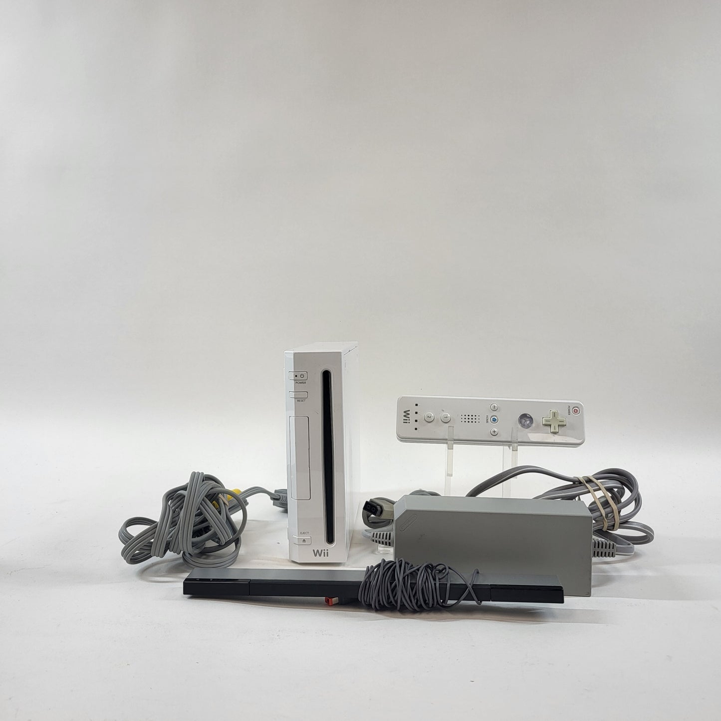 Nintendo Wii Console Gaming System RVL-001 White