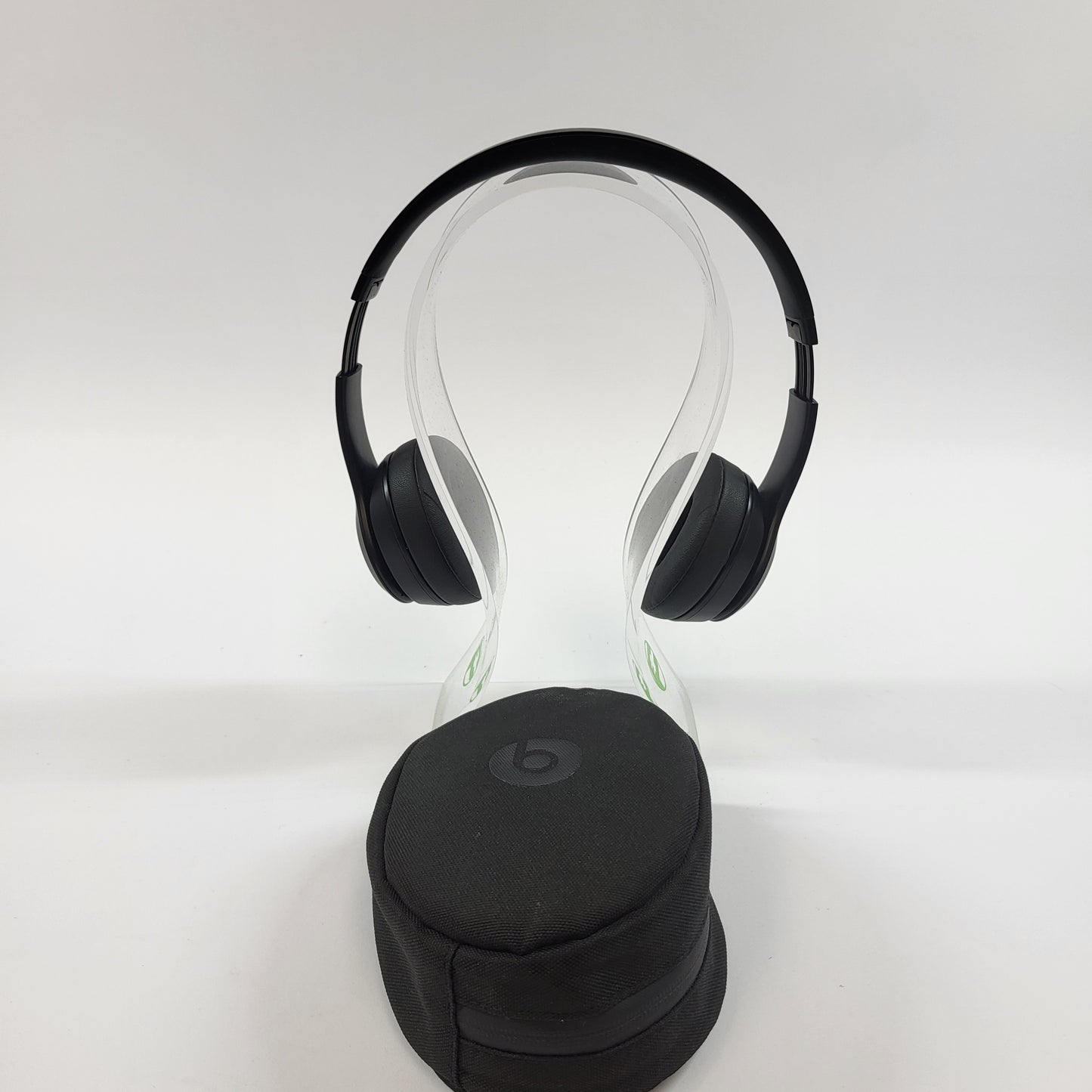 Beats Solo3 Wireless On-Ear Bluetooth Headphones Black A1796