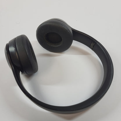 Beats Solo3 Wireless On-Ear Bluetooth Headphones Black A1796