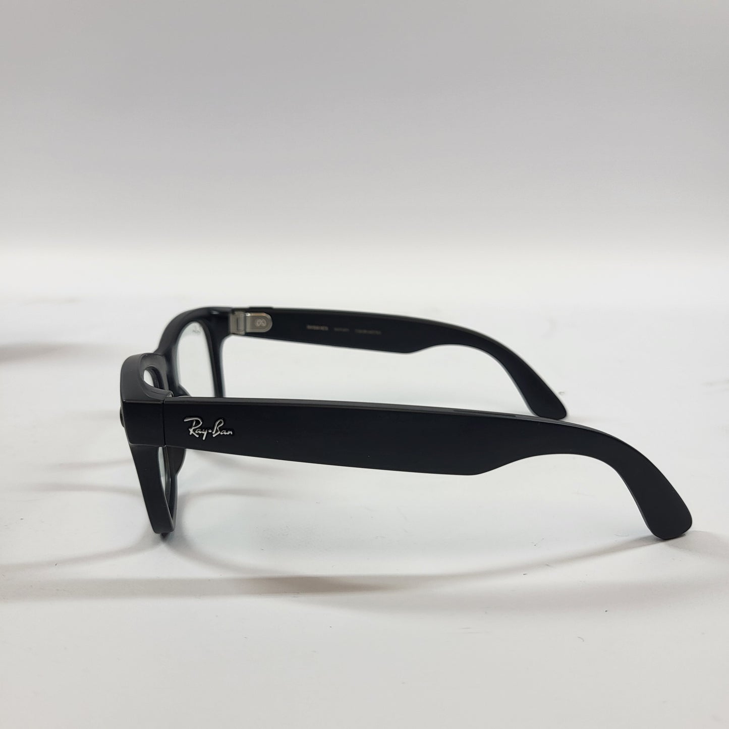 Ray-Ban Meta Wayfarer Gen 1 Matte Black Standard RW4006 601S1M AI Smart Glasses