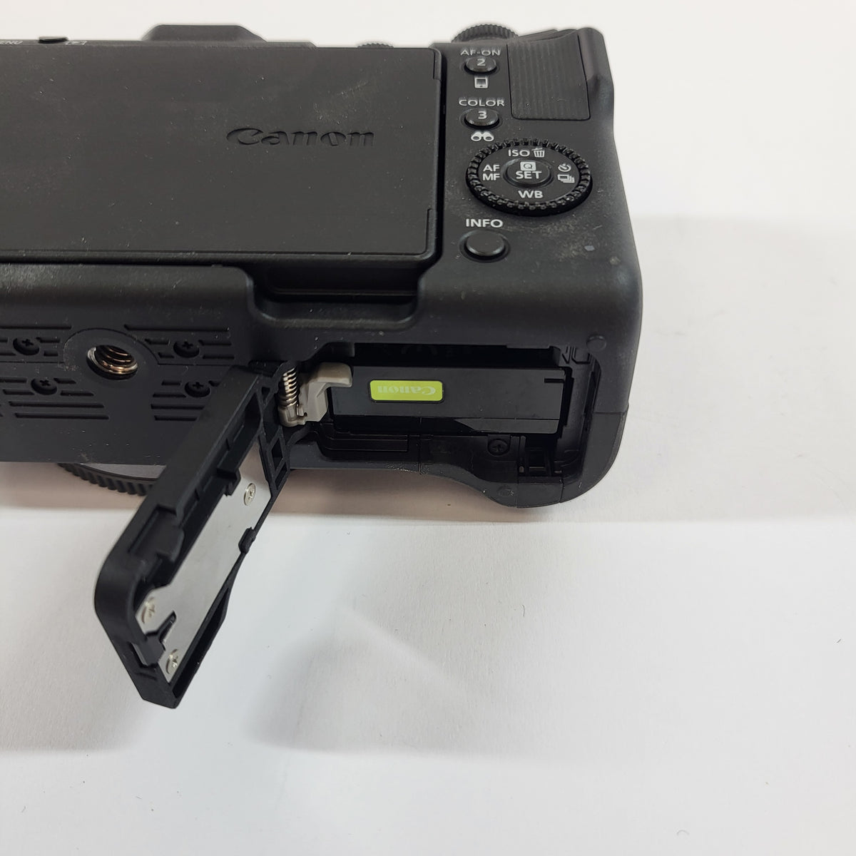 Canon EOS R50V 24.2MP Mirrorless Camera