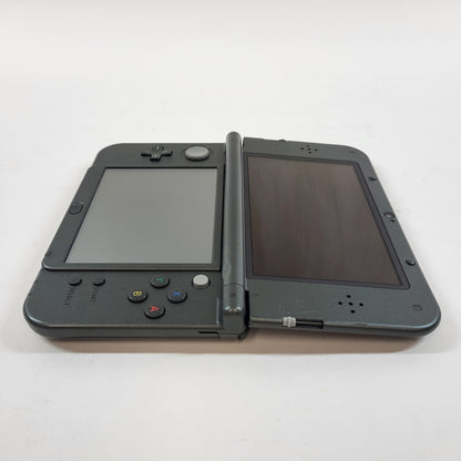 New Nintendo 3DS XL Handheld Game Console RED-001 Gray