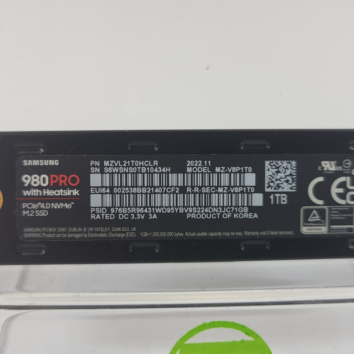 Samsung 980 PRO SSD 1TB M.2 NVMe Gen 4.0 x 4 SSD MZVL21T0HCLR