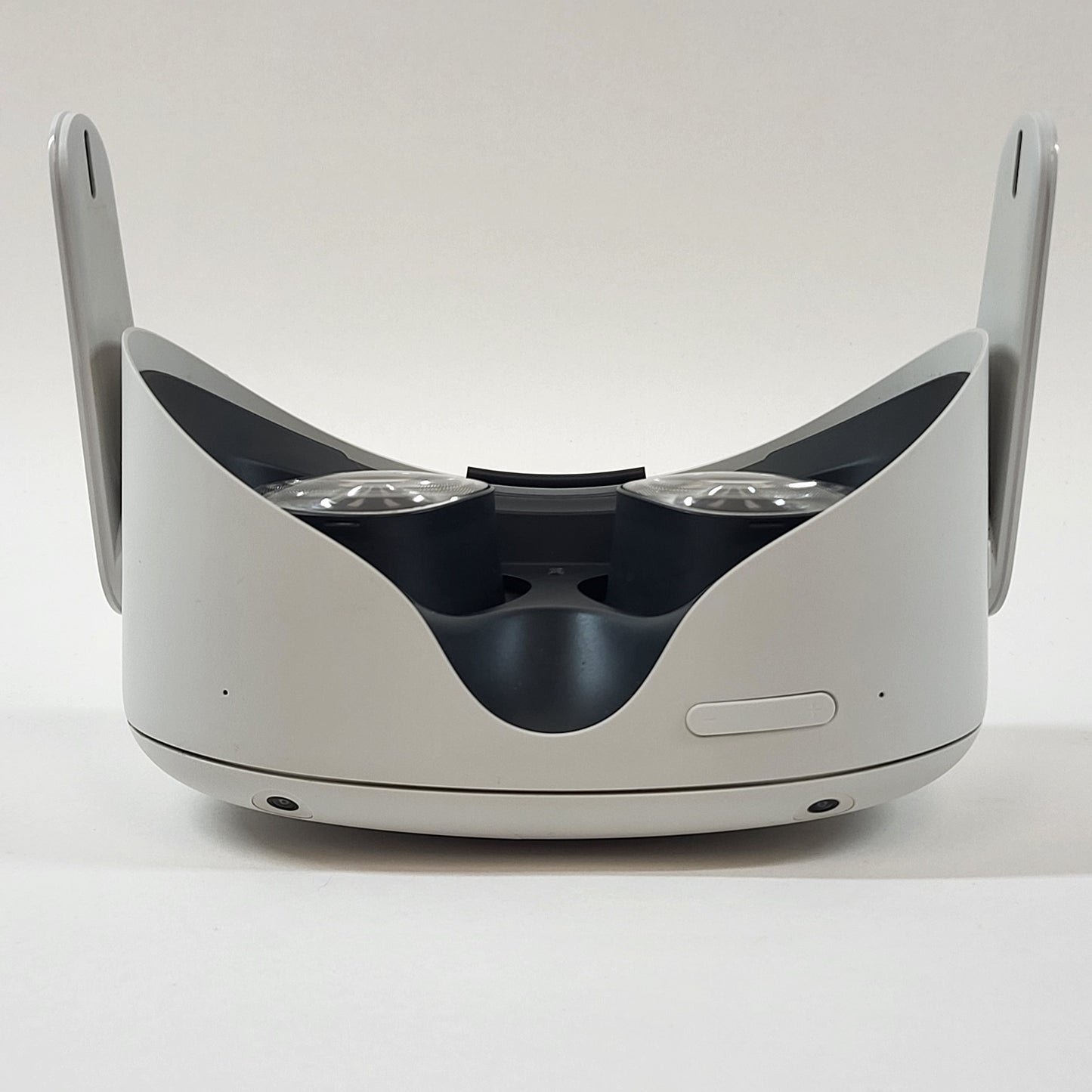 Meta Quest 2 128GB Standalone All-in-One VR Headset KW49CM Headset Only