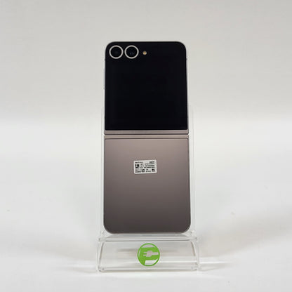 Unlocked Samsung Galaxy Z Flip6 12GB RAM 256GB SM-F741U Black