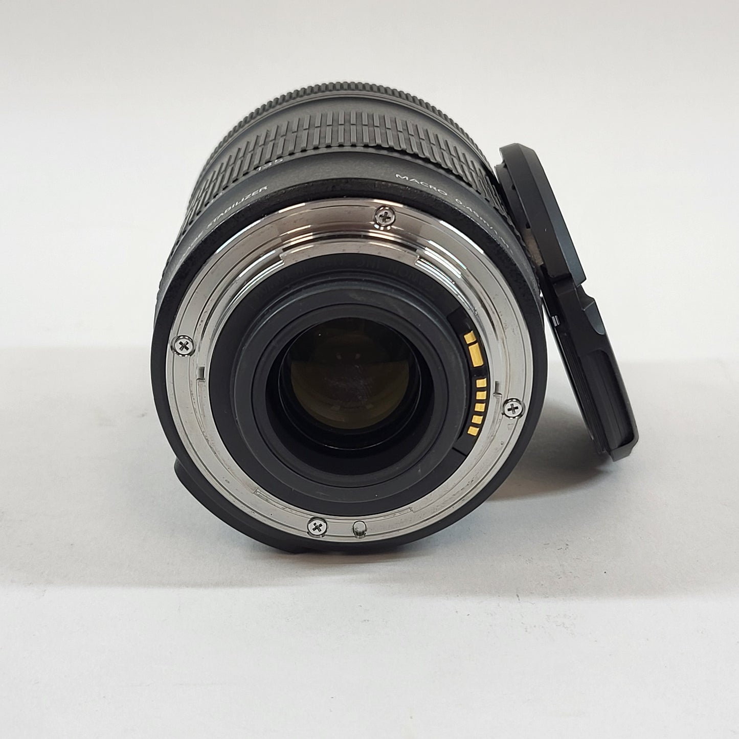 Canon EF-S 18-135mm f/3.5-5.6 Auto & Manual Lens