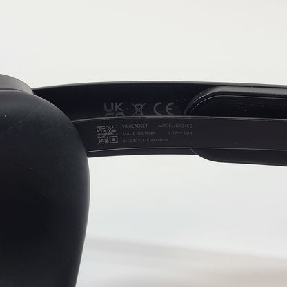 Meta Quest Pro 256GB Standalone All-in-One VR Headset DK94EC