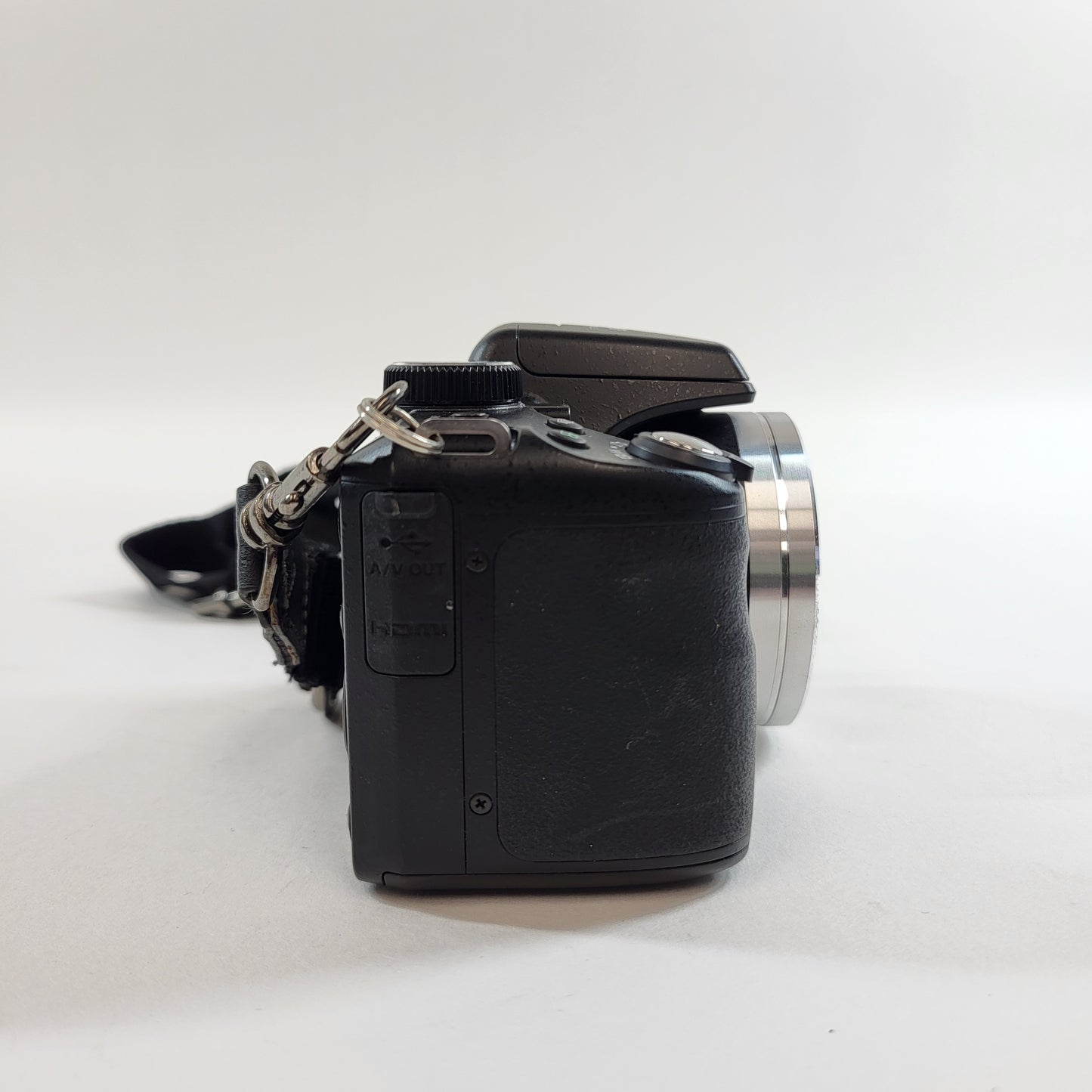 HP D3500 14.1MP Digital Camera