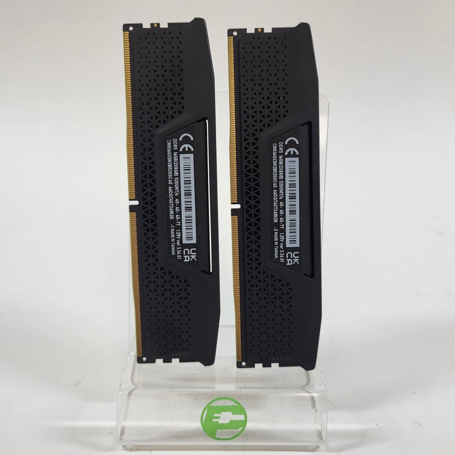 Corsair Vengeance 16GB (2x8GB) RAM DDR5 5200MHz CMK16GX5M2B5200C40 Desktop RAM