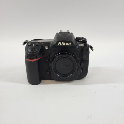 Nikon D300 12.3MP Digital SLR DSLR Camera