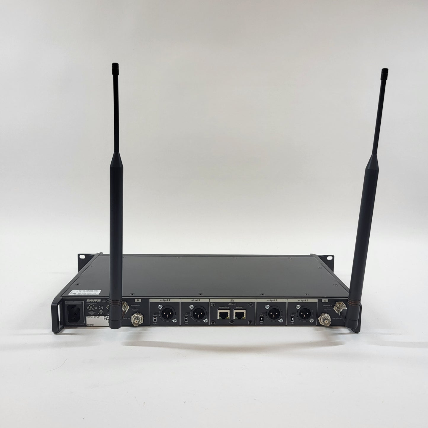 Shure ULXD4Q Digital Wireless Receiver ULXD4Q J50A
