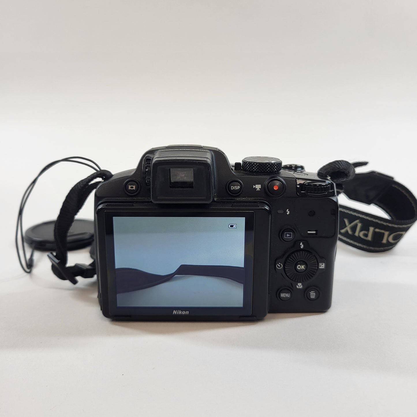 Nikon COOLPIX P510 16.1MP Digital Point And Shoot Camera