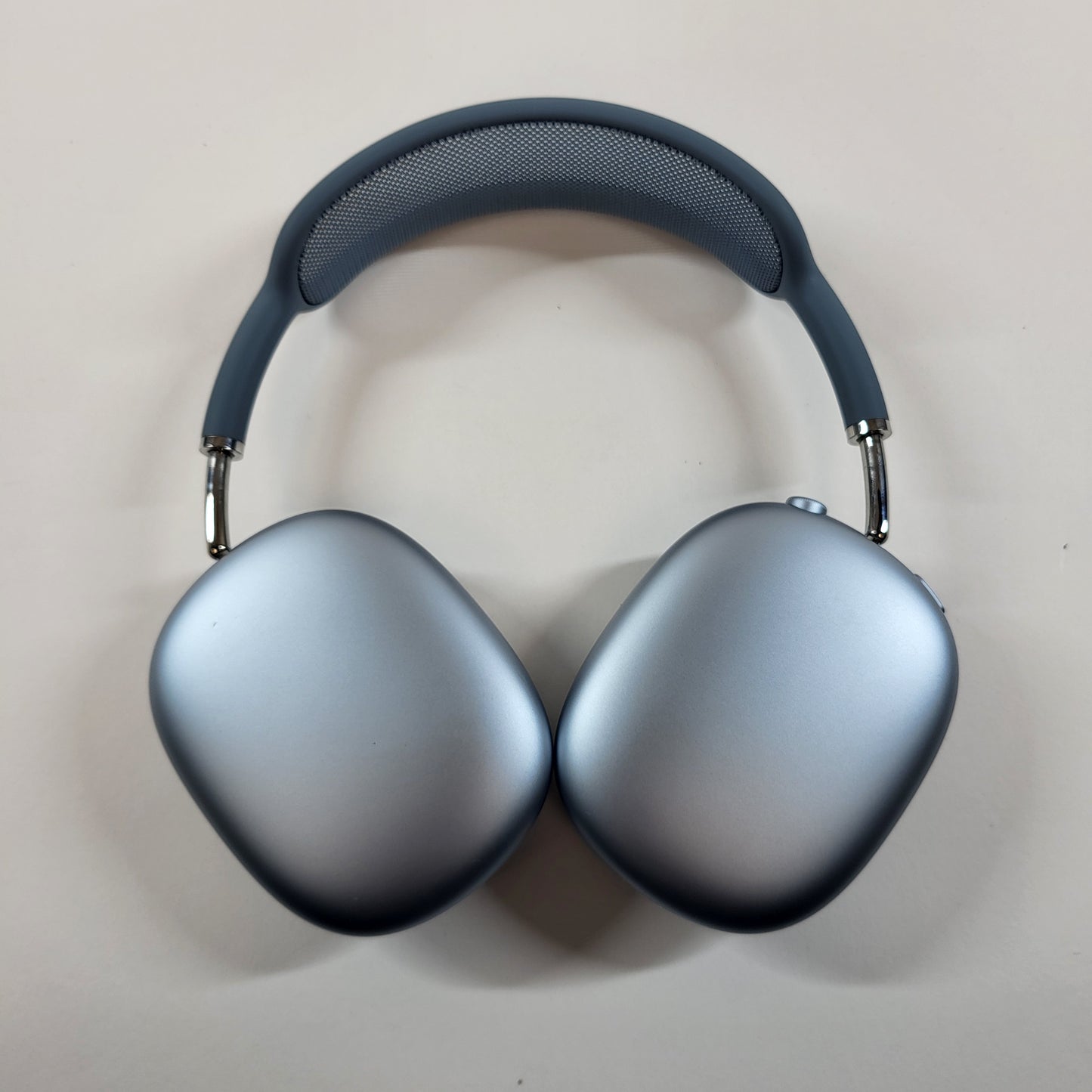 Apple AirPods Max Wireless Over-Ear Headphones Blue MWW63AM/A