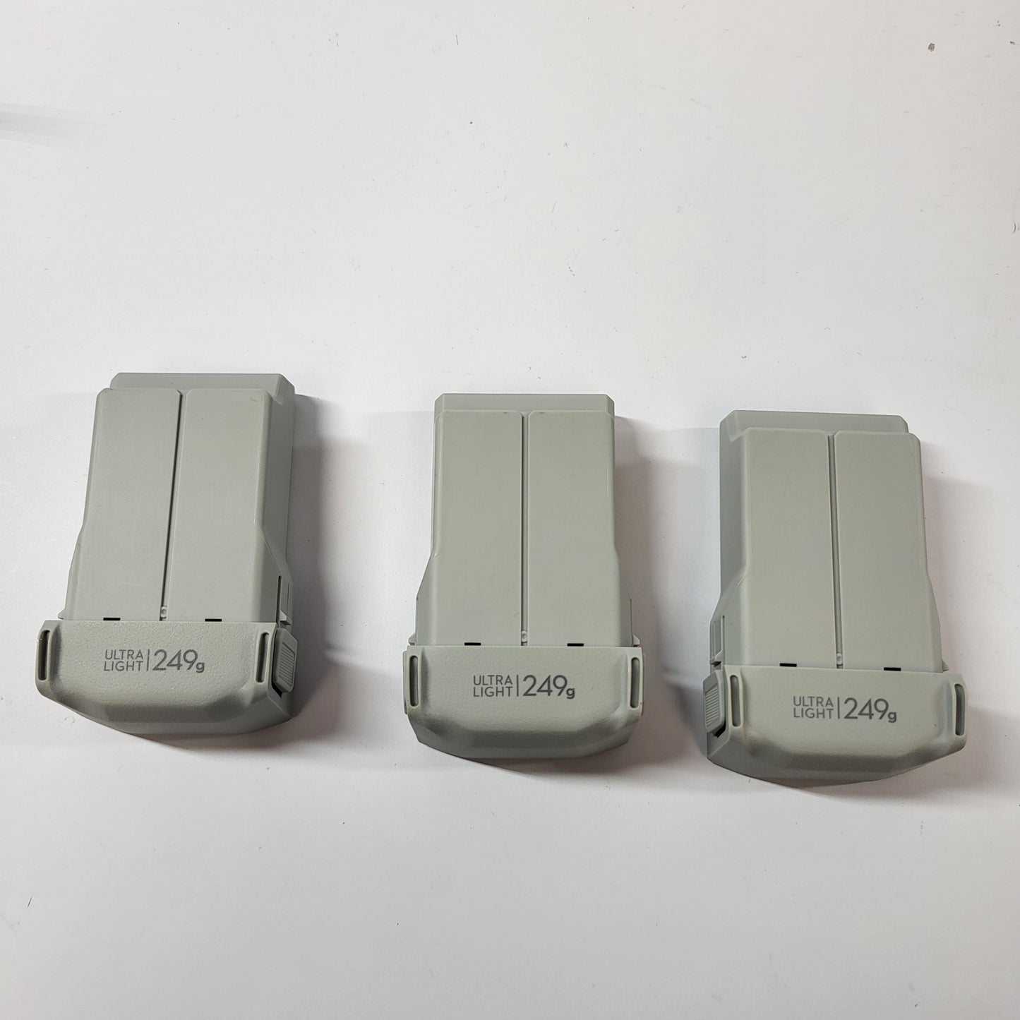 DJI Mini 3 4K Camera Drone MT3PD Fly More Combo